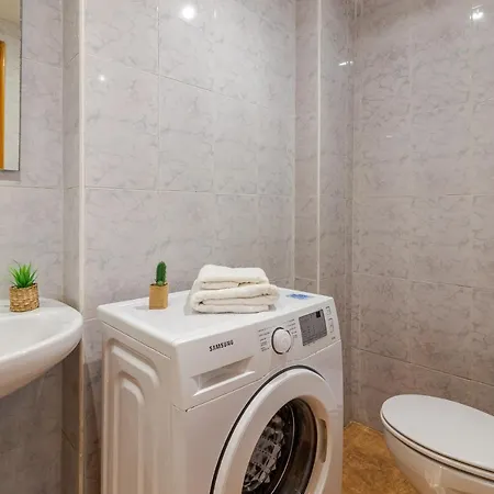 Lovely Flat Santa Catalina Park Apartment